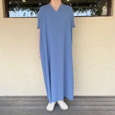 画像2: NO CONTROL AIR/ノーコントロールエアー　 追撚ポリエステルツイル　フレンチスリーブワンピース　 ライトブルー (2)