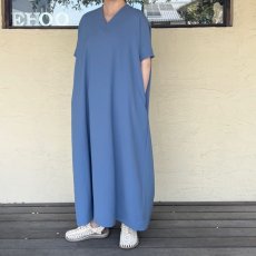 画像8: NO CONTROL AIR/ノーコントロールエアー　 追撚ポリエステルツイル　フレンチスリーブワンピース　 ライトブルー (8)