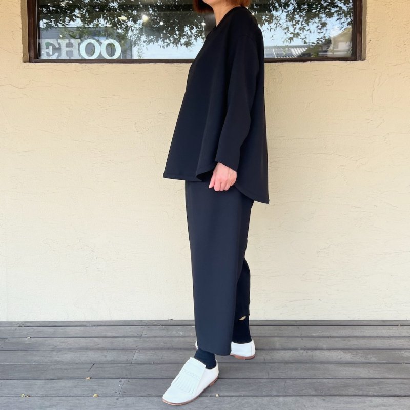 画像1: NO CONTROL AIR/ノーコントロールエアー　 ポリエステル・ドレープダブルクロス　クルーネックプルオーバー　 ブラック