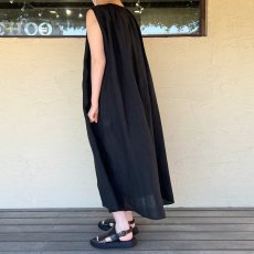 画像8: R&D.M.Co-/オールドマンズテーラー　 デンズリーリネン　ギャザードレス (8)