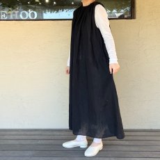 画像4: R&D.M.Co-/オールドマンズテーラー　 デンズリーリネン　ギャザードレス (4)