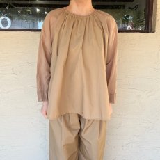 画像3: Gauze#/ガーゼ　 オーガンジースリーブブラウス　 ライトベージュ (3)
