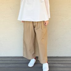 画像1: STAMP AND DIARY/スタンプアンドダイアリー　 ウエストタックワイドパンツ91cm丈　 ベージュ・カーキ (1)