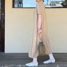 画像7: NO CONTROL AIR/ノーコントロールエアー　 追撚ポリエステルツイル　フレンチスリーブワンピース　 サンドベージュ (7)