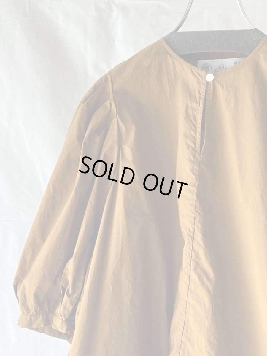 画像7: R&D.M.Co-/オールドマンズテーラー　 ガーメントダイタイプライター　 ビッグバルーンスリーブブラウス (7)