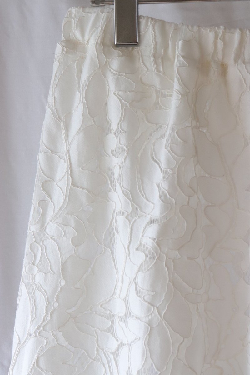 画像7: Veritecoeur/ヴェリテクール　 レーススカート (7)