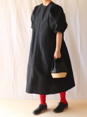 画像1: R&D.M.Co-/オールドマンズテーラー　 コットンポリエステルタフタ　ビッグバルーンスリーブドレス　 ブラック (1)