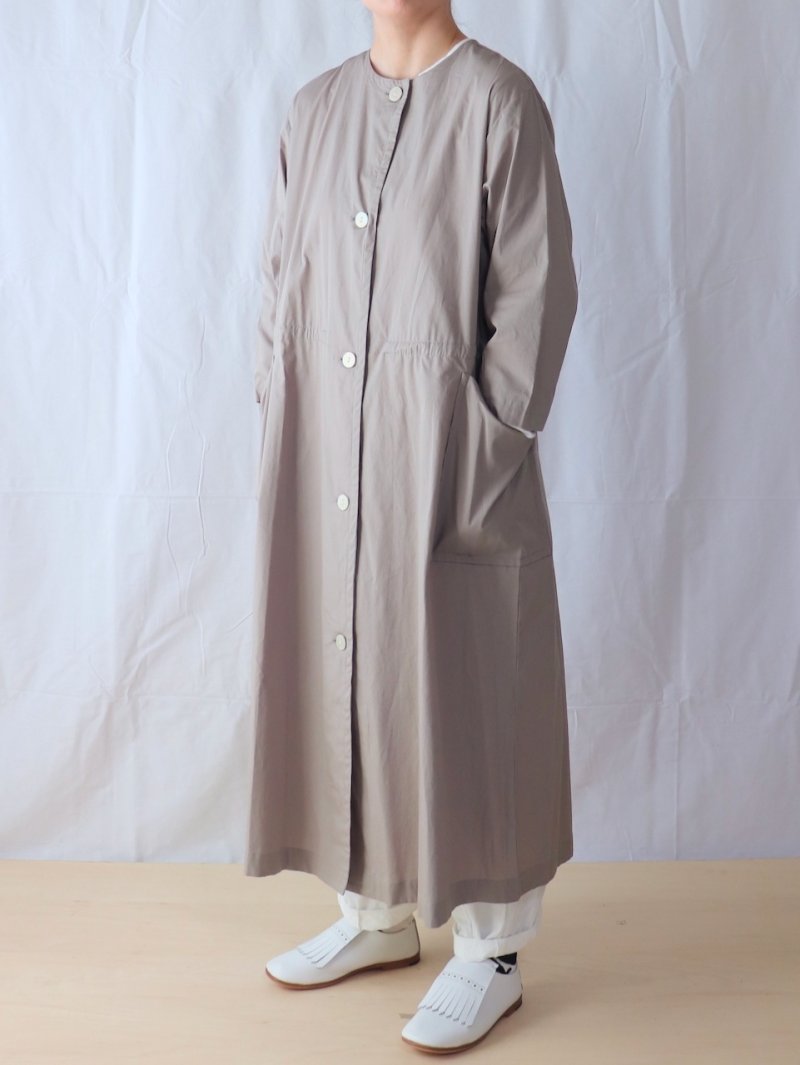 画像1: utilite/ユティリテ コットンポプリン コートワンピース グレージュ