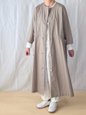 画像8: utilite/ユティリテ　 コットンポプリン コートワンピース　 グレージュ (8)