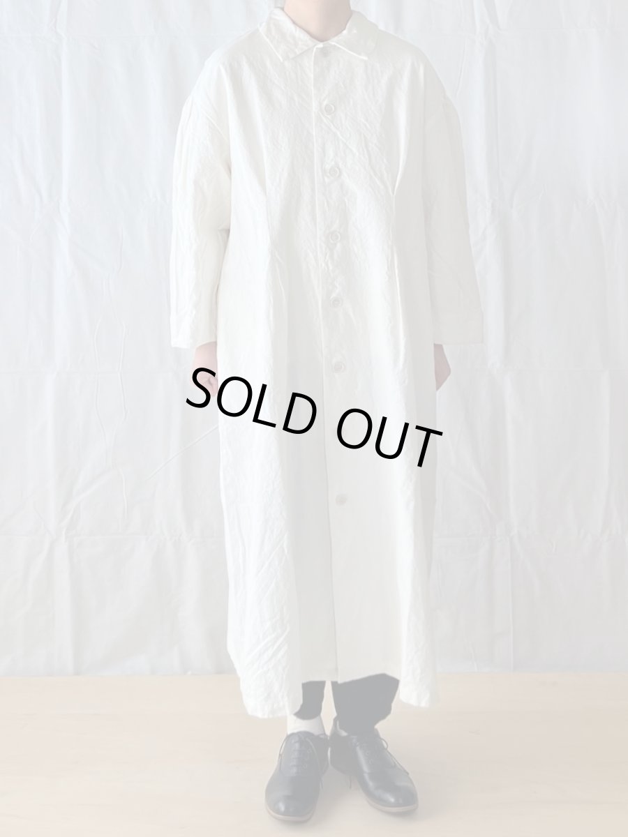 画像2: ROBE de PEAU/ローブデポー　 ペインターキャンバスコート　 エクリュ (2)