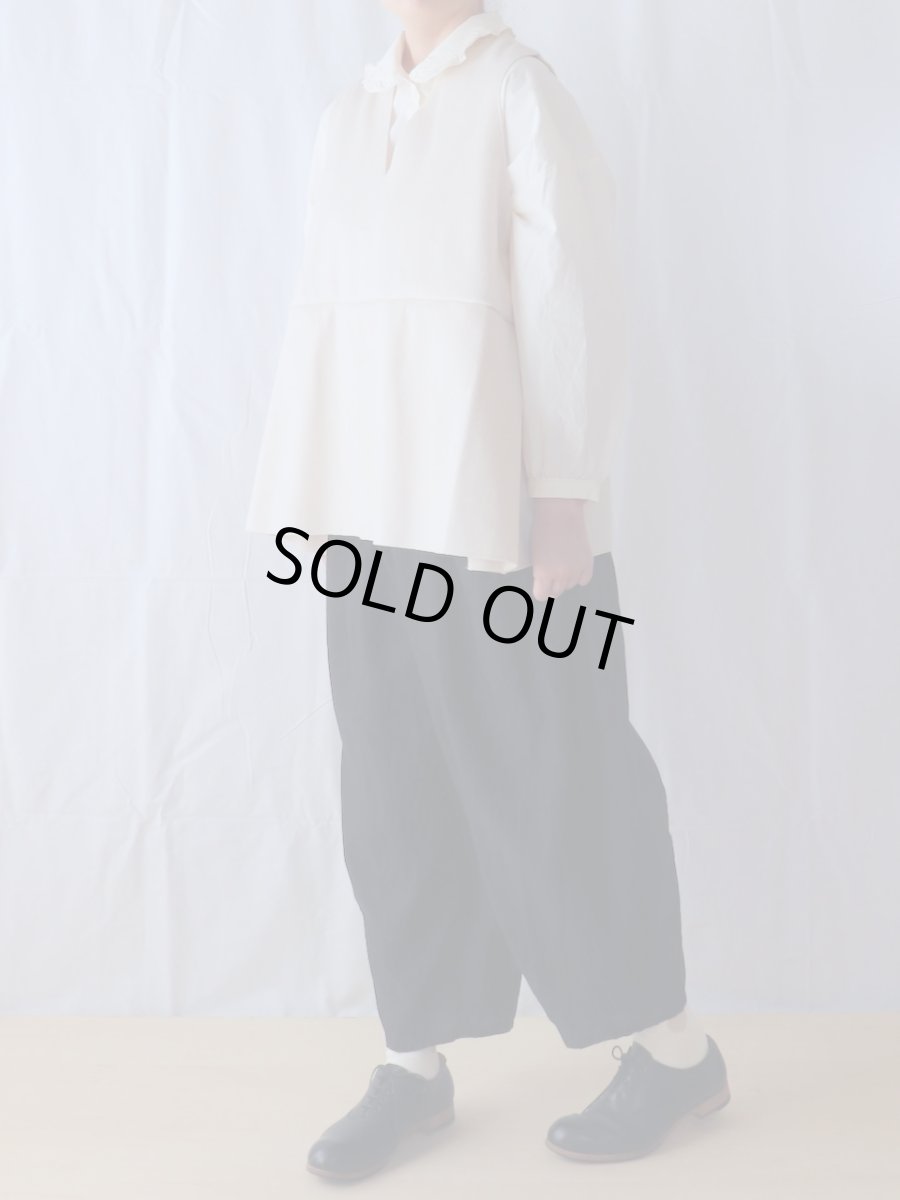 画像6: utilite/ユティリテ　 ウールレットシャギー Vネックサイドタックベスト　 ブラック・アイボリー (6)