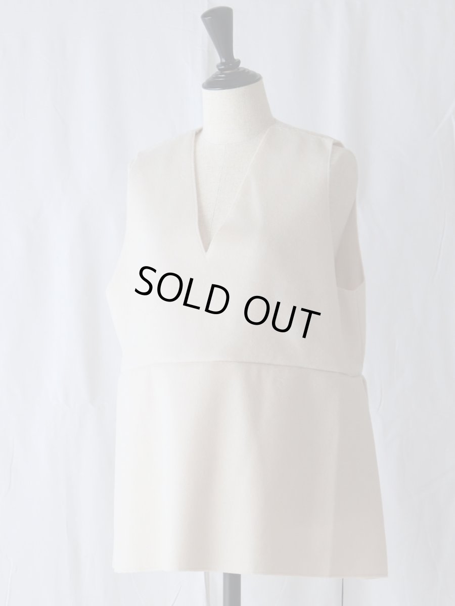 画像7: utilite/ユティリテ　 ウールレットシャギー Vネックサイドタックベスト　 ブラック・アイボリー (7)