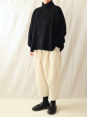 画像3: STAMP AND DIARY/スタンプアンドダイアリー　 ウールカシミヤ フィンガーホール付ワイドタートルプルオーバー　 ブルー・濃紺・ブラック (3)