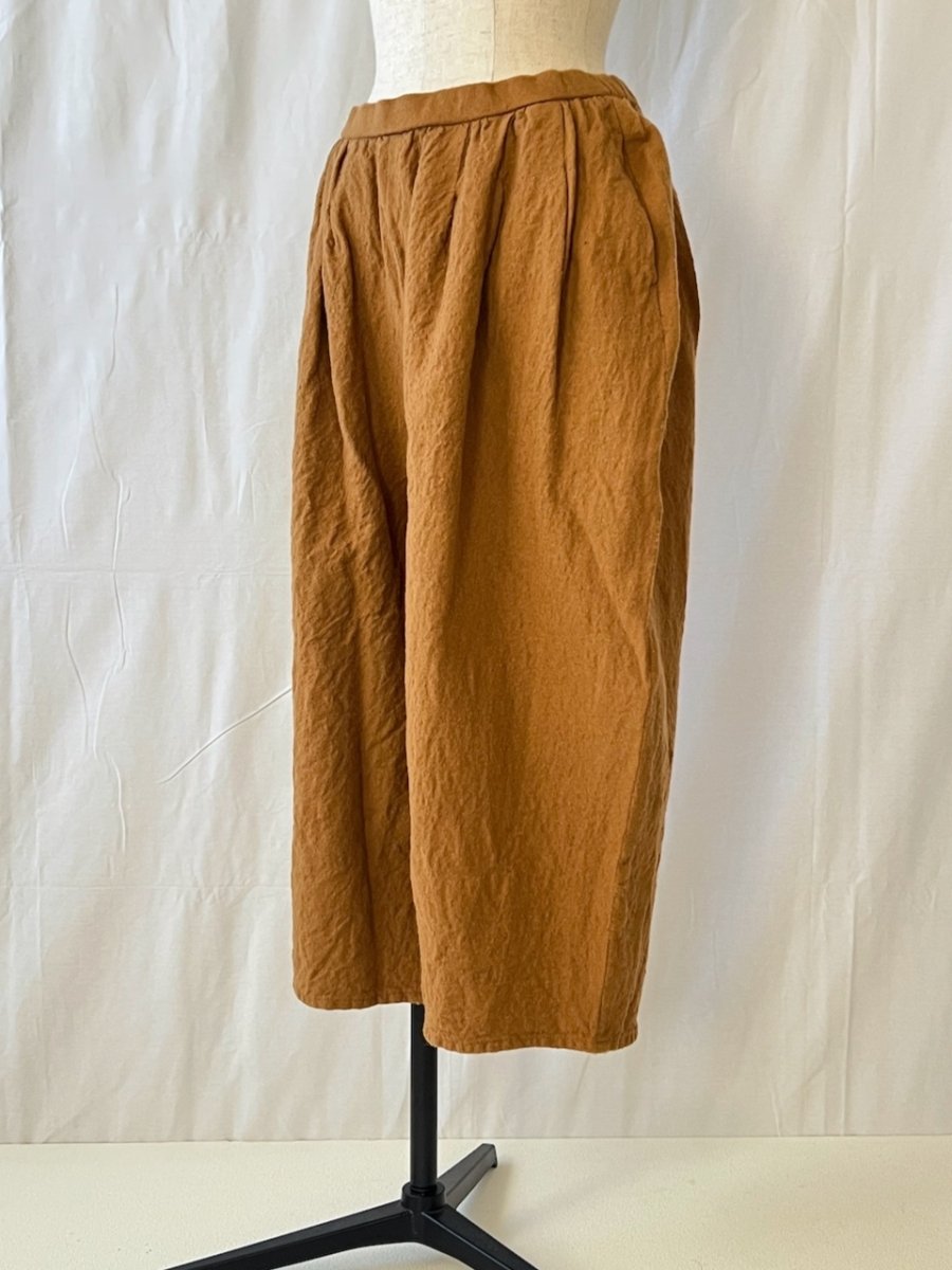 画像5: ROBE de PEAU/ローブデポー　 ウールタックパンツ　 ホワイト・キャメル・グレイッシュブルー (5)